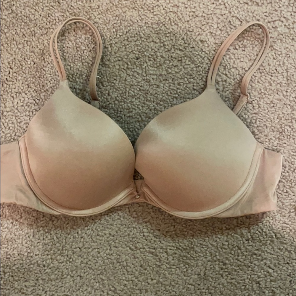 Victoria’s Secret Very Sexy Push Up Bra 36B